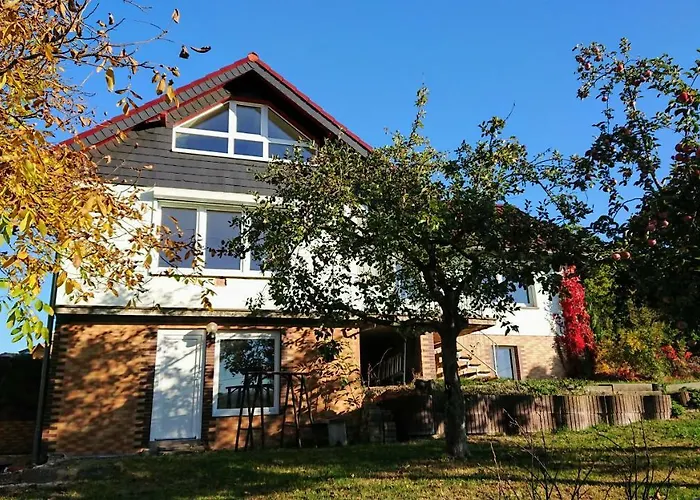 Am Rehberg Lägenhet